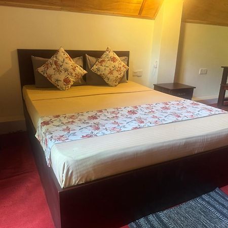 Steps Garden Resort Negombo Esterno foto
