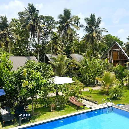 Steps Garden Resort Negombo Esterno foto