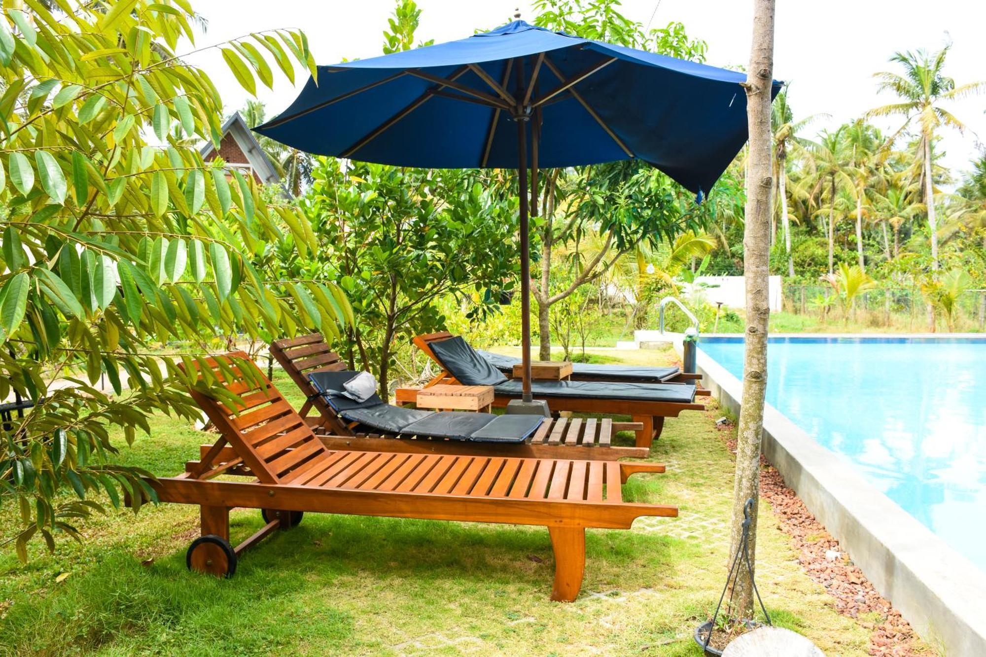 Steps Garden Resort Negombo Esterno foto