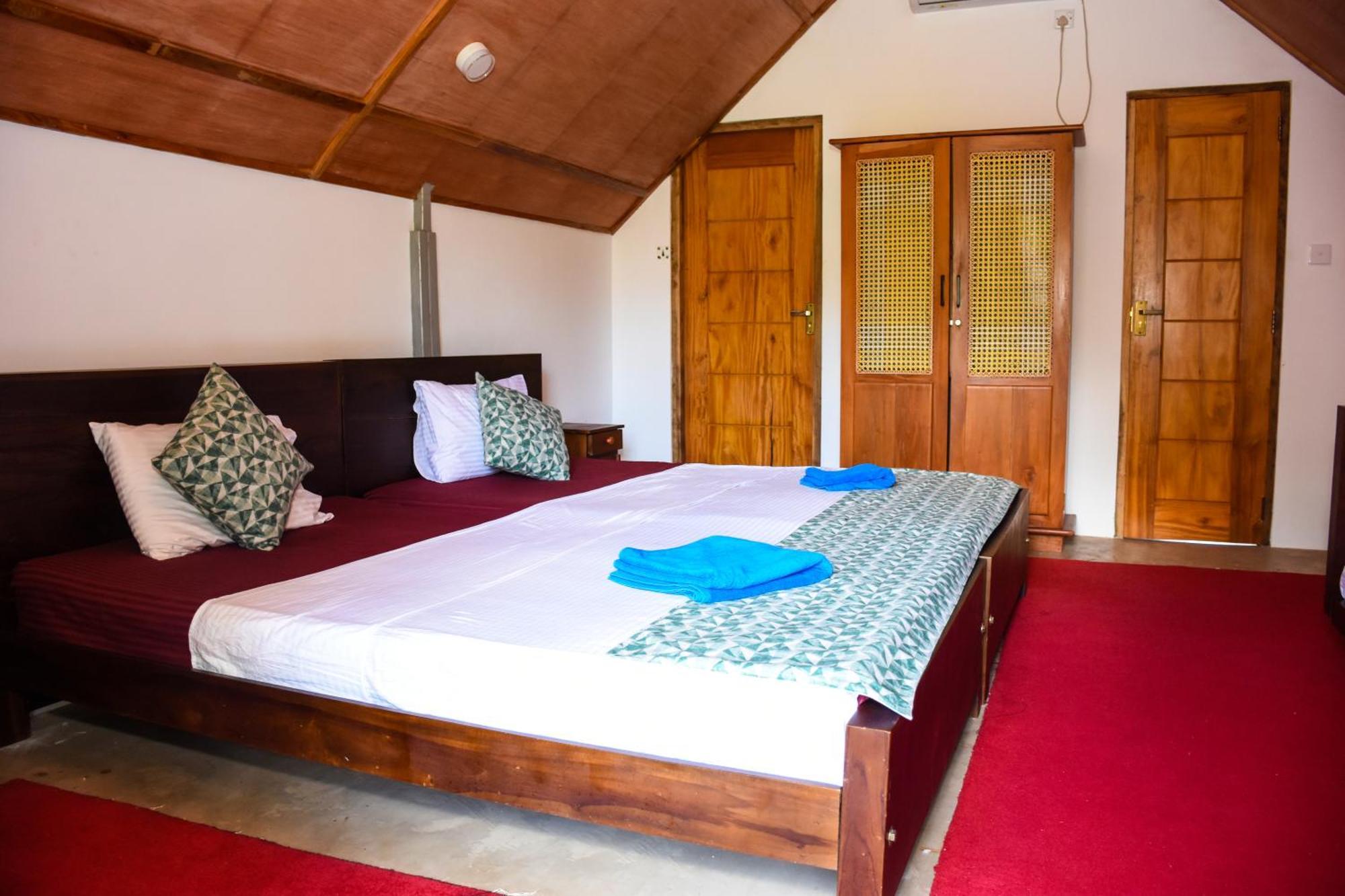 Steps Garden Resort Negombo Esterno foto