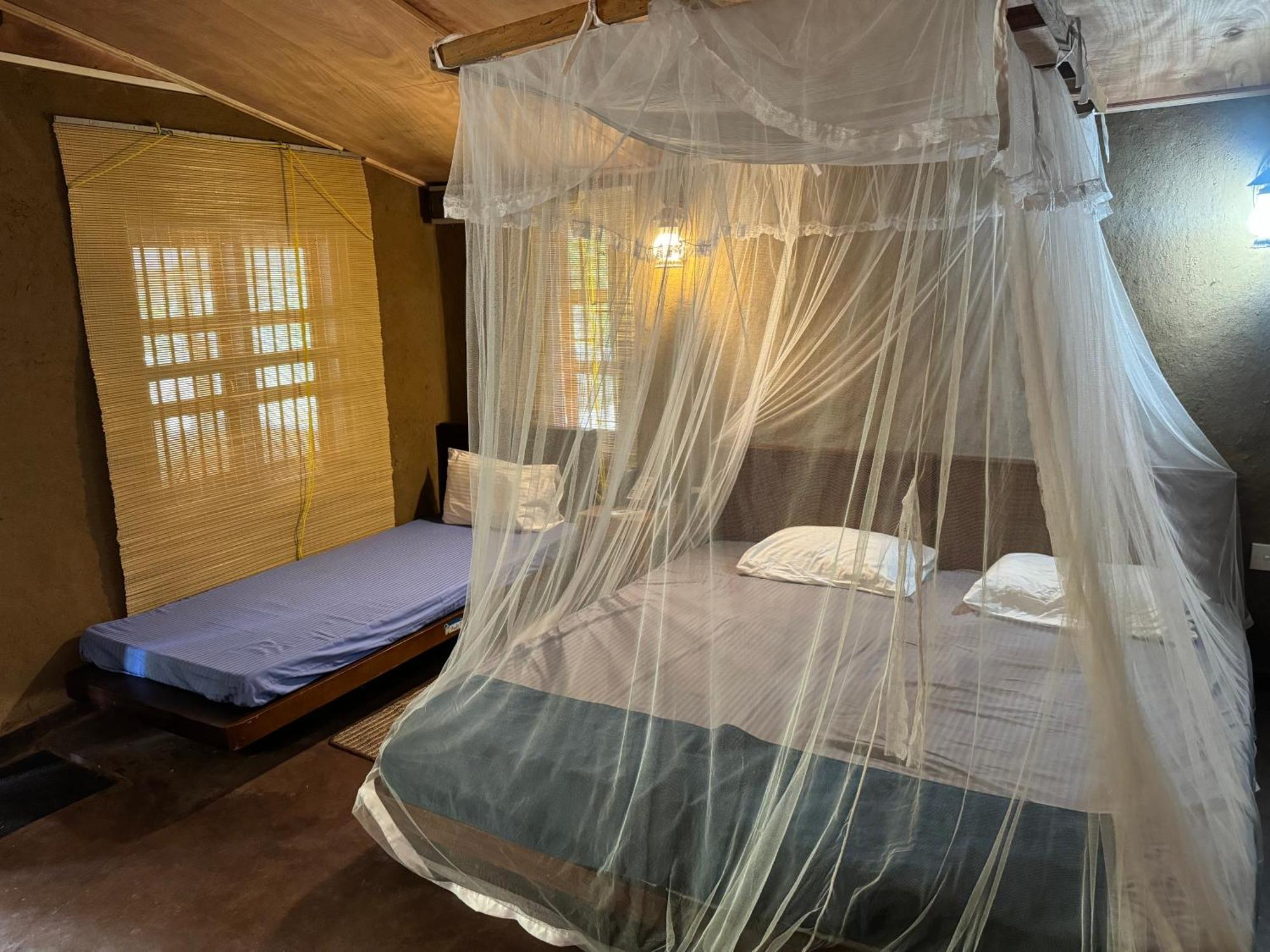 Steps Garden Resort Negombo Esterno foto
