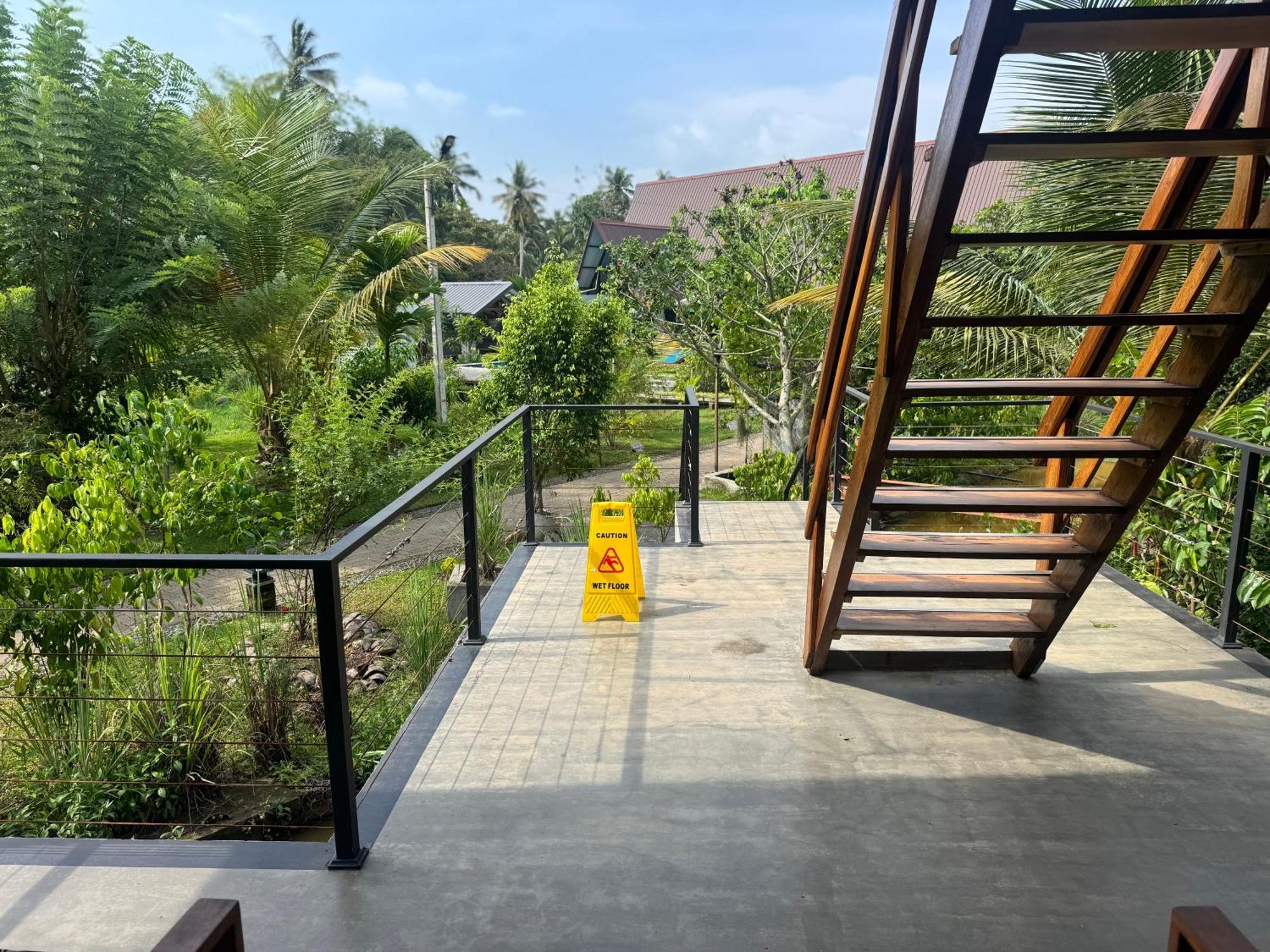 Steps Garden Resort Negombo Esterno foto